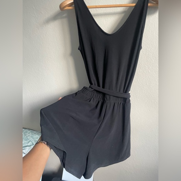 Black romper - Size Small - Picture 3 of 5